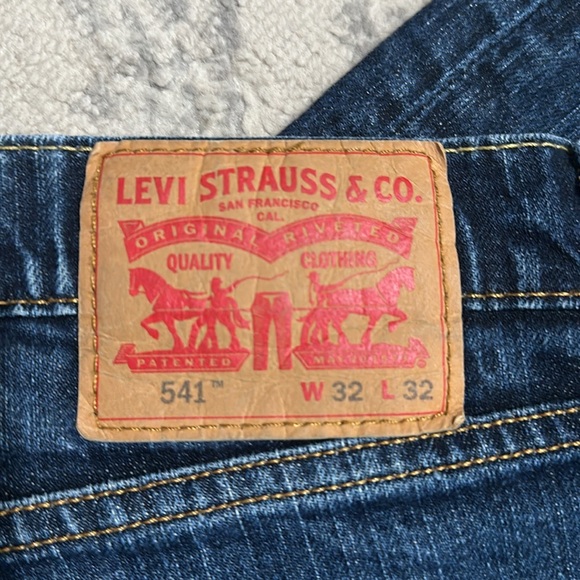 LEVIS 541 red tag blue jeans - Picture 3 of 3